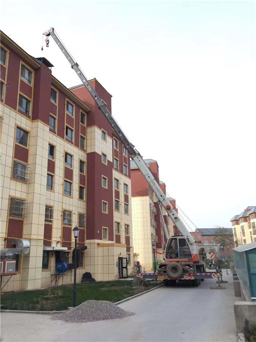 禄劝跨街广告牌的高空安装注意事项